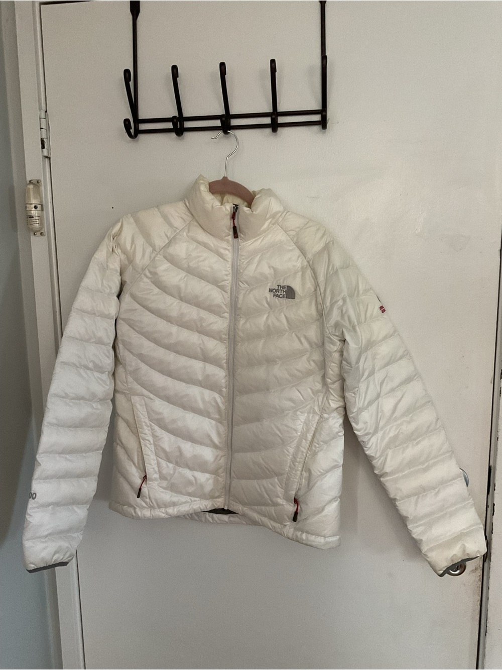 The North Face Women’s White Quilted Down Puffer Jacket